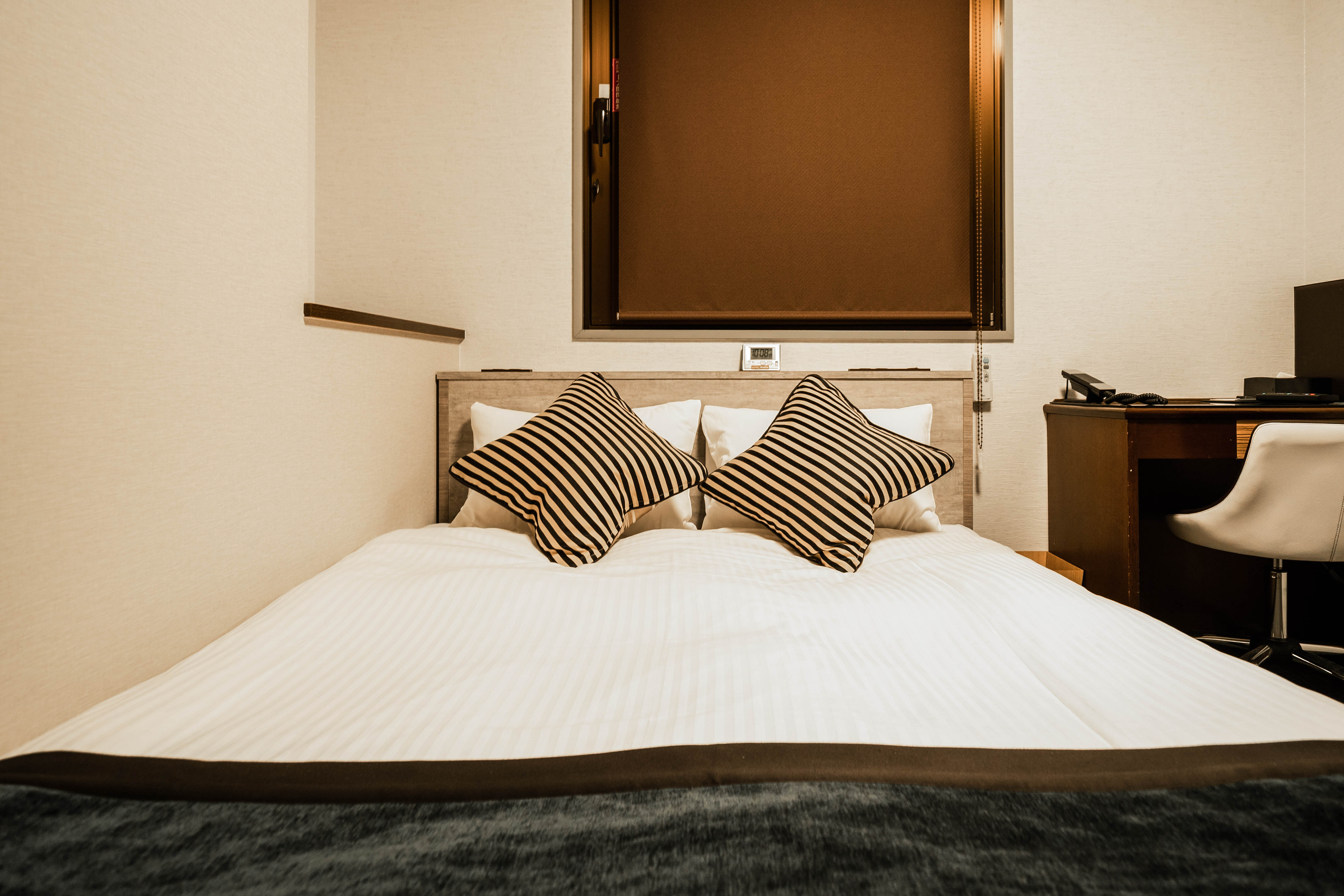 【客室イメージ】ダブルルーム〈定員2名〉