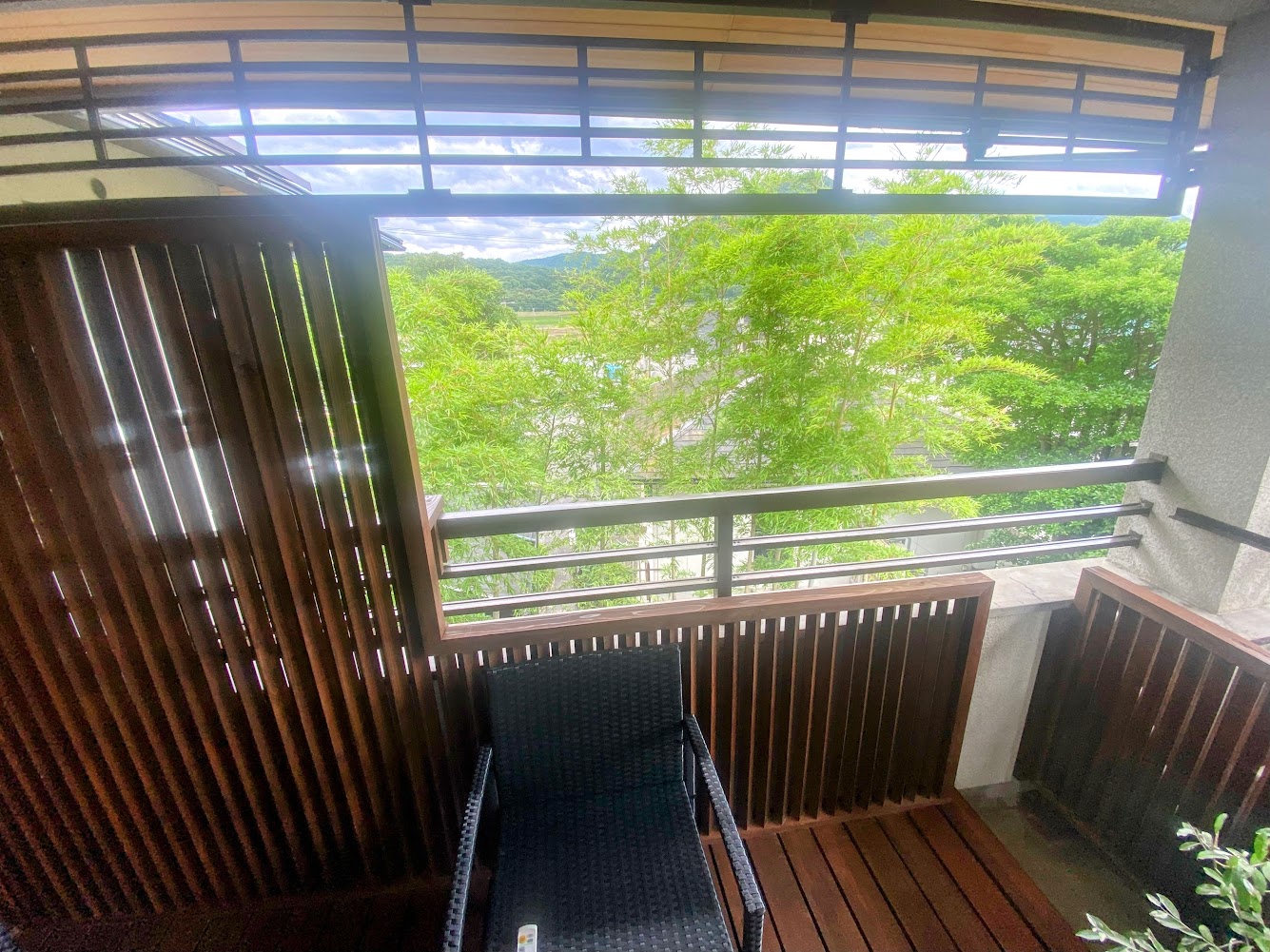 阿蘇の間ウッドデッキ