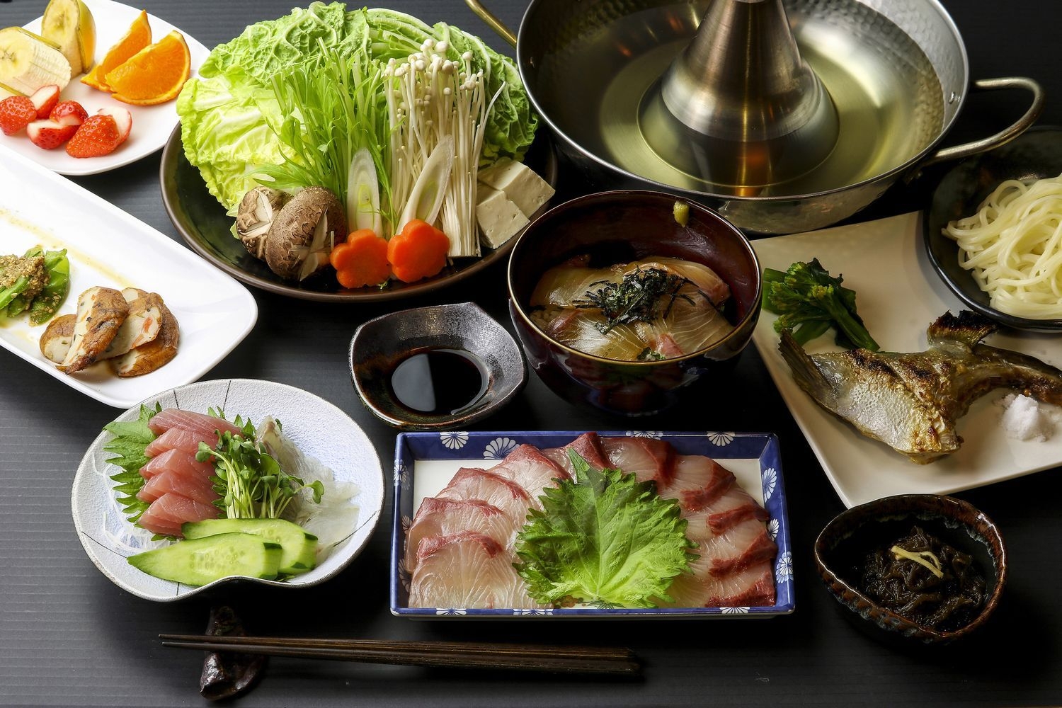 【一棟貸切】夕食は選べるコース料理♪料理長自慢の3つのコースからお選びください♪【2食付】