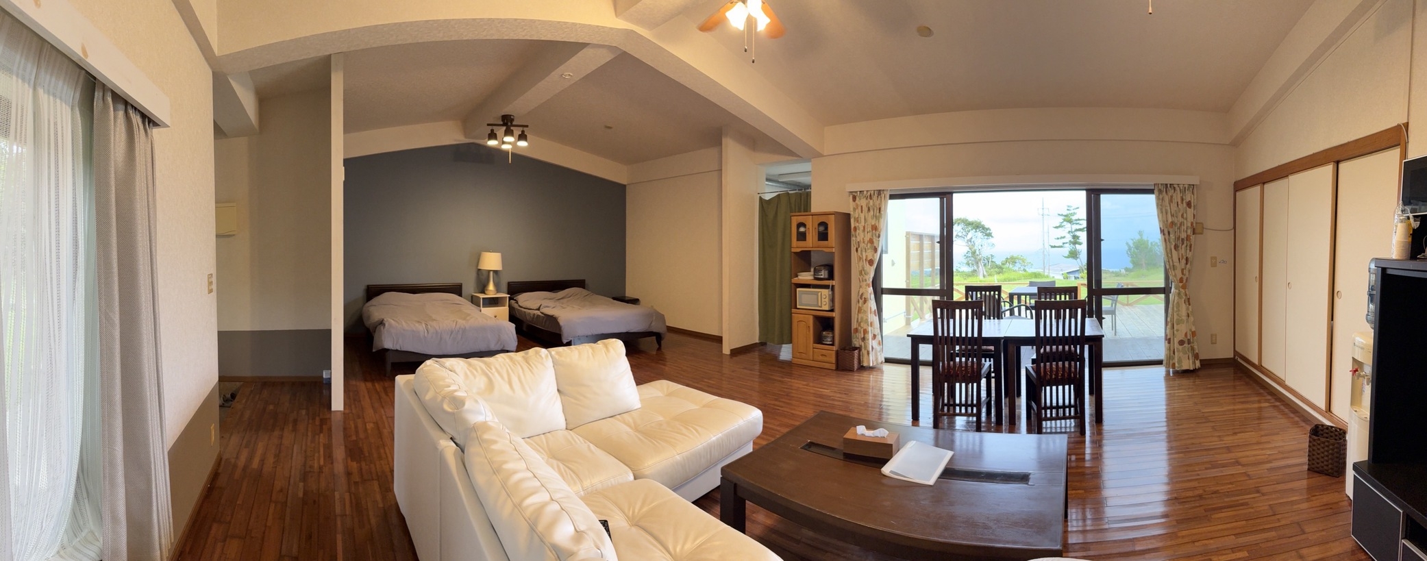 【素泊まり】 【 海が見える 広々の98㎡ 禁煙 】コテージ