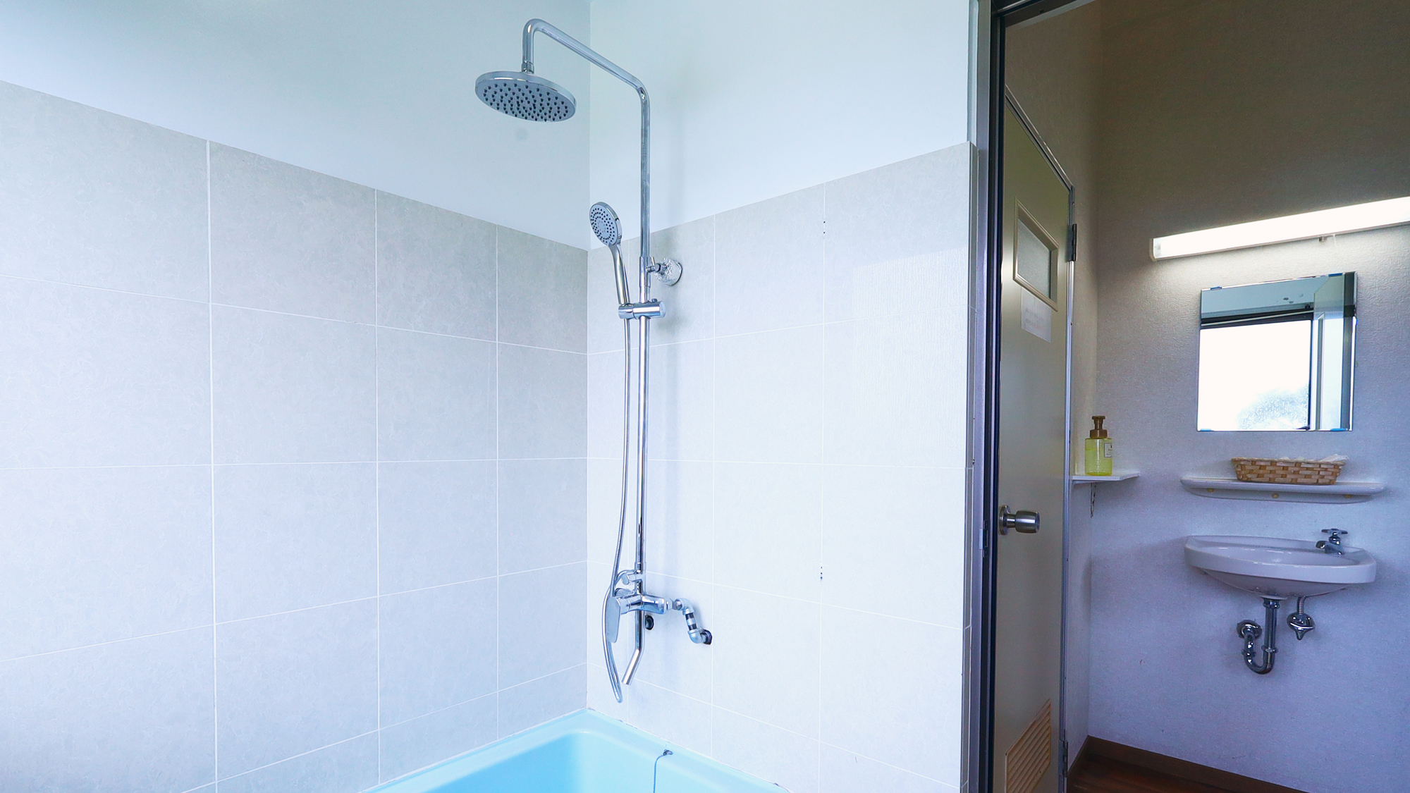 【バスルーム】オーバーヘッドシャワー設置♪