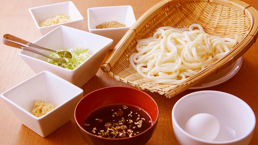 ☆朝食「うどんセット」