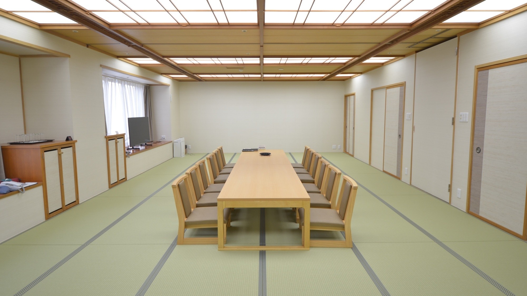 【禁煙】本館特別和室(32畳アウトバス）