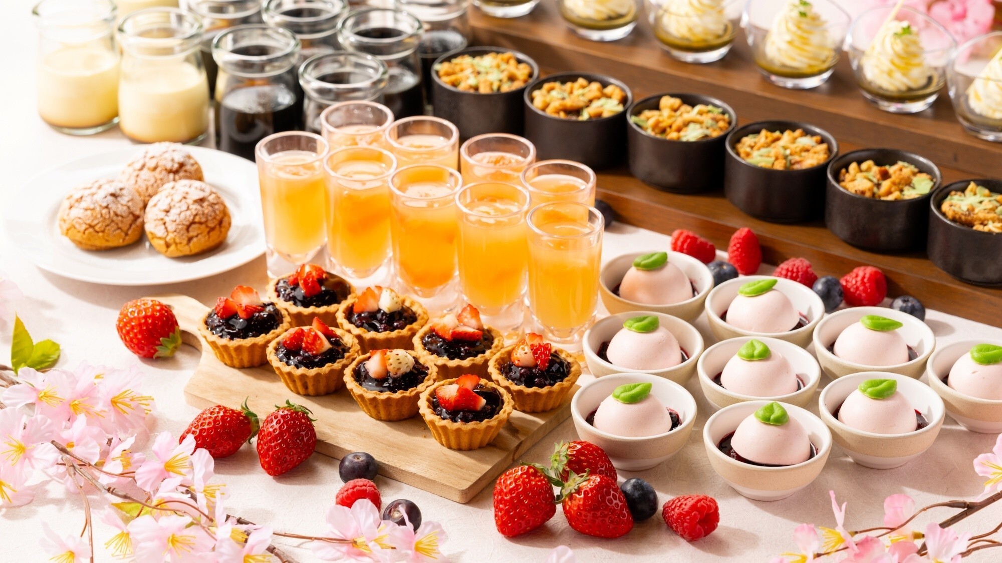 ■＜春季夕食ビュッフェ＞※掲載内容は一例です。仕入れ状況等により変更になる場合がございます。