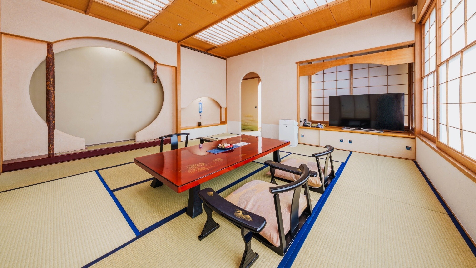 ■タワー館特別和洋室　客室フロア最上階（18階）