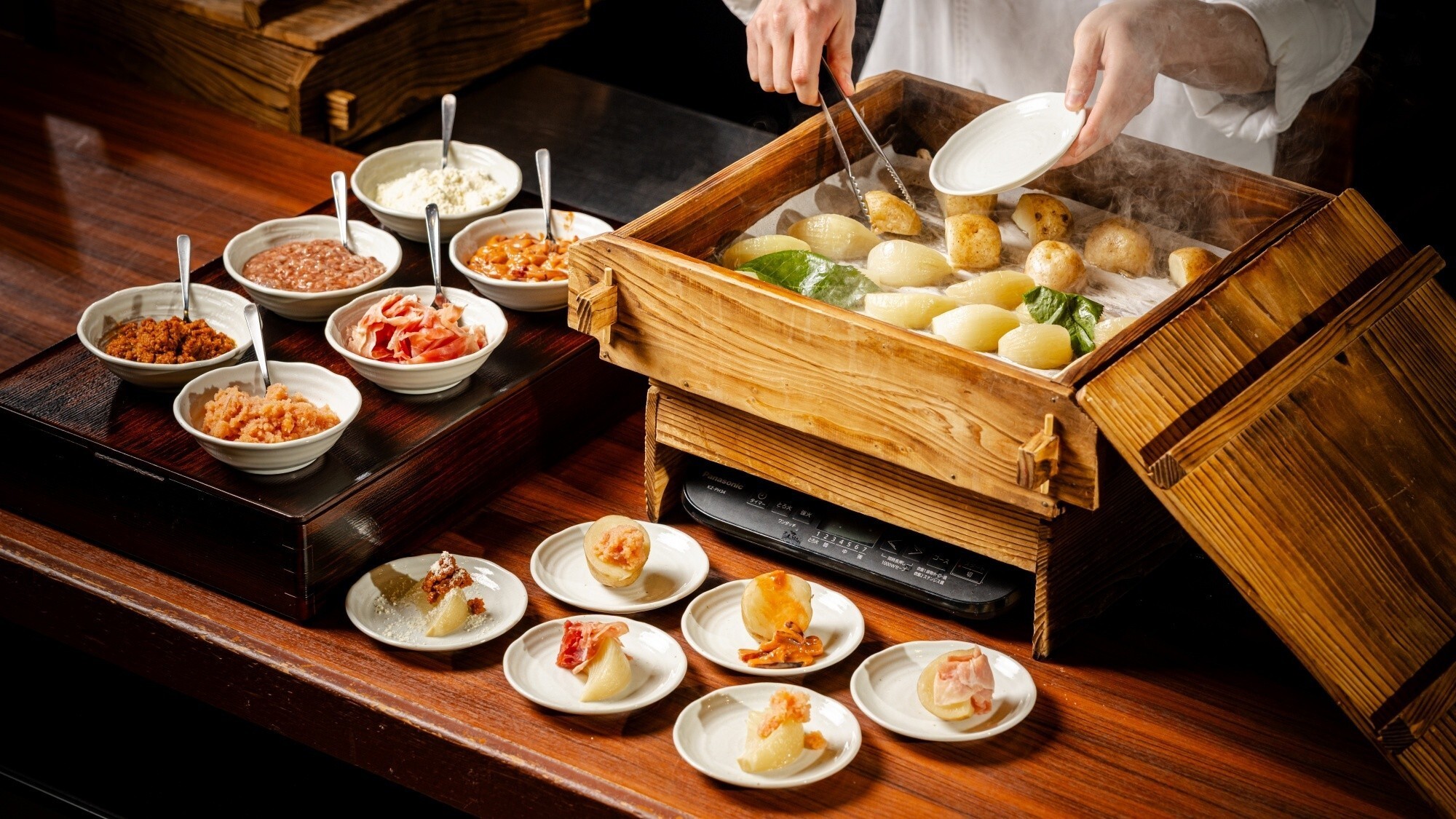 ■＜夕食ビュッフェ＞じゃがバター※掲載内容は一例です。仕入れ状況等により変更になる場合がございます。