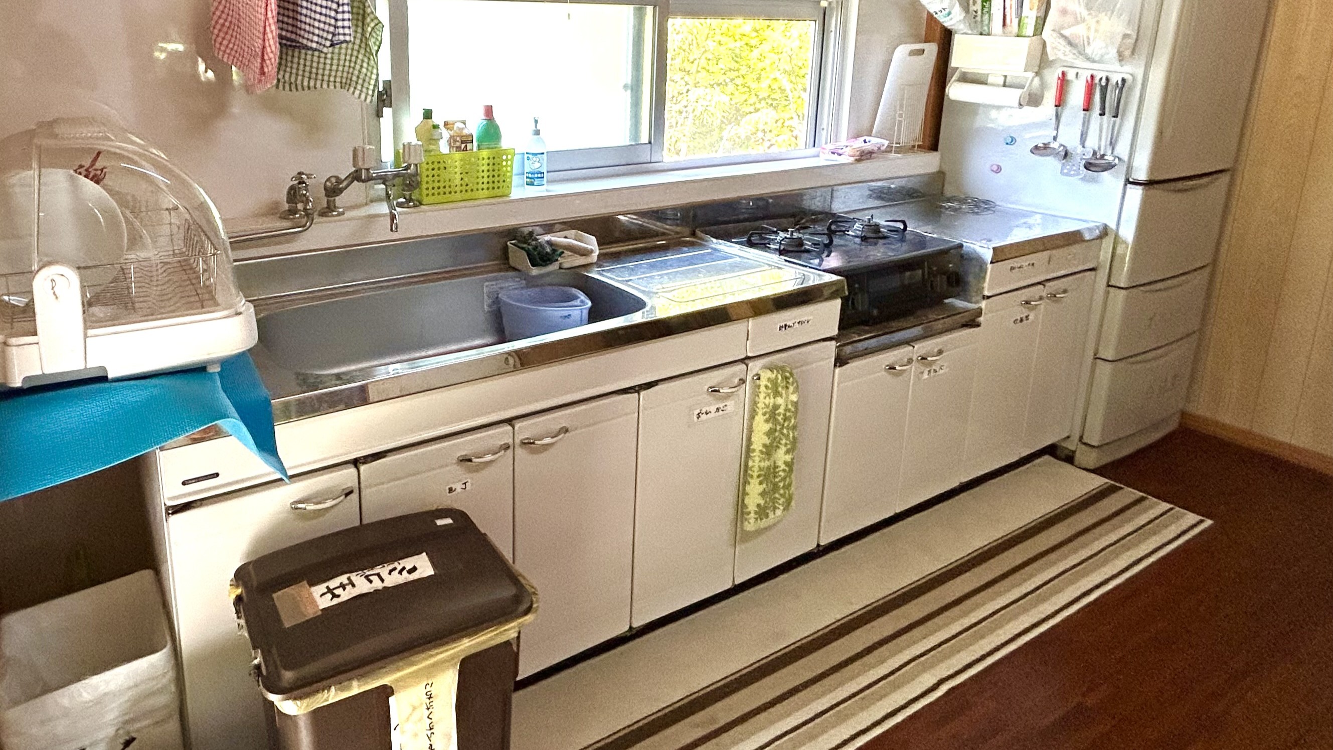 キッチンには調理器具のご用意もございます。