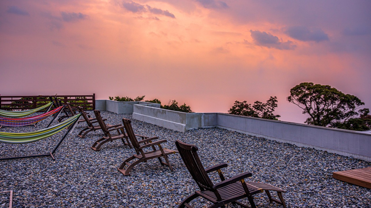 【アニバーサリープラン】記念日は富士山を目の前で  全室半露天風呂・飲み放題【1泊2日】