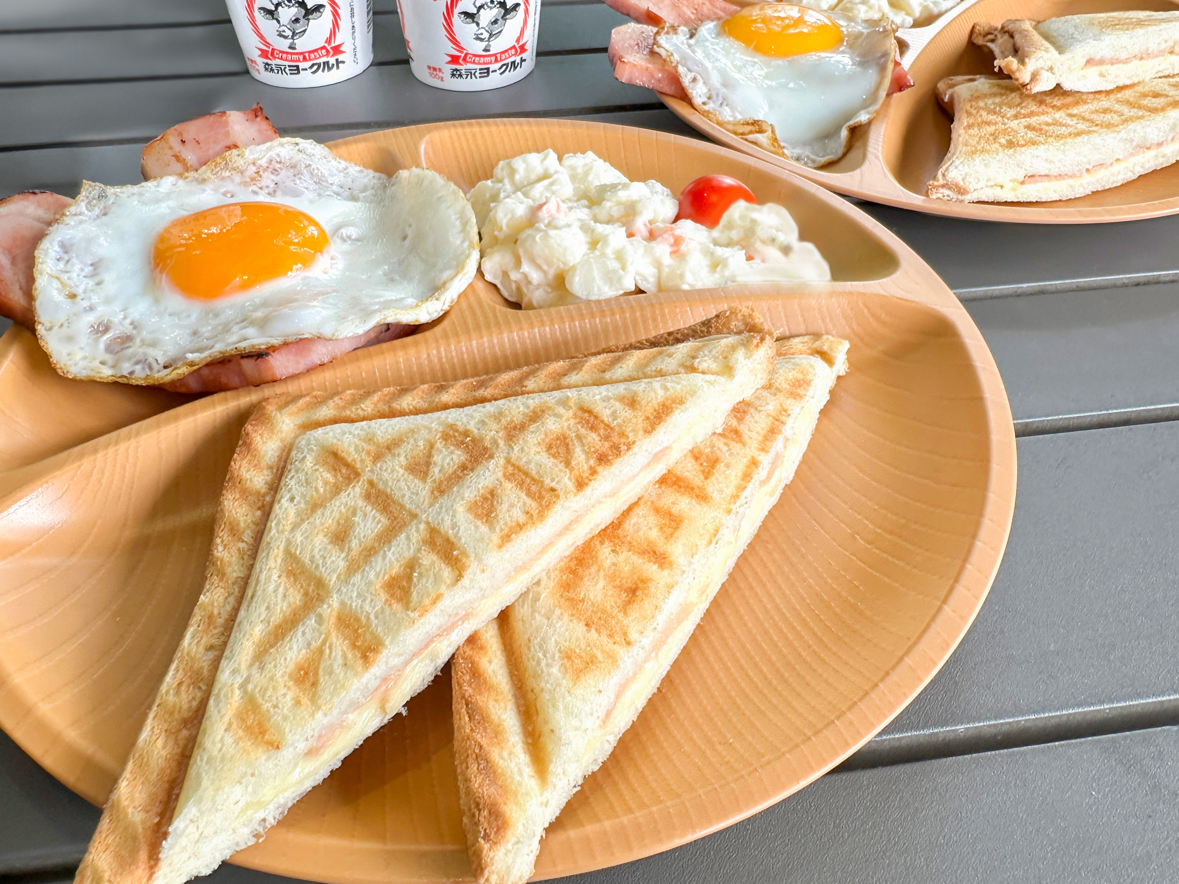 グランピング　朝食イメージ