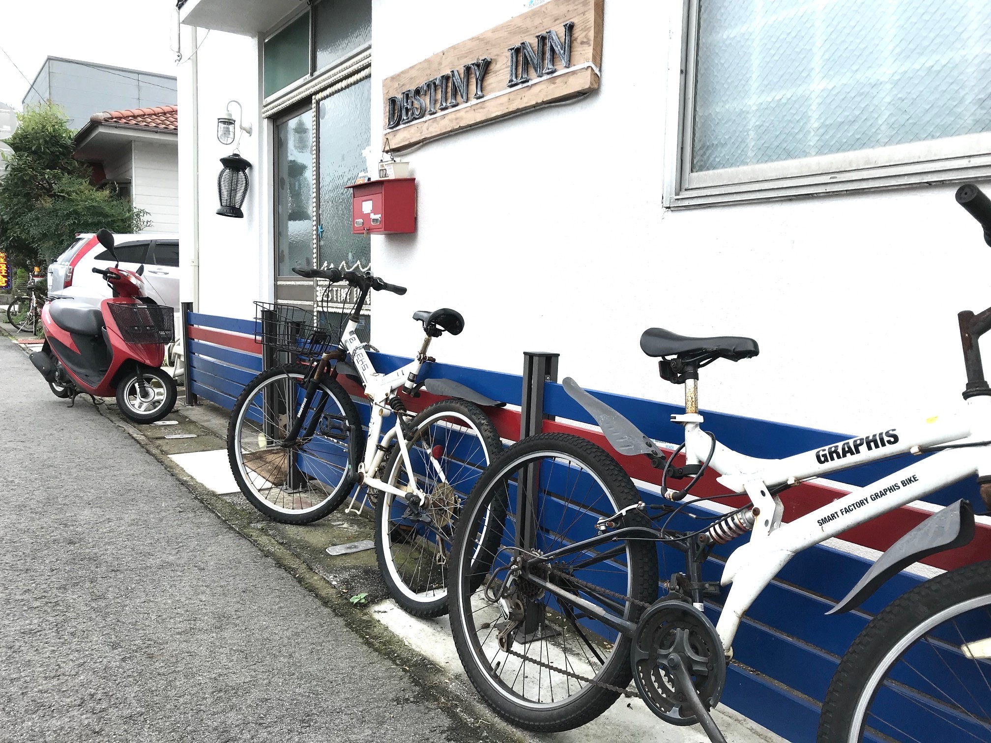 レンタル自転車、バイクあり