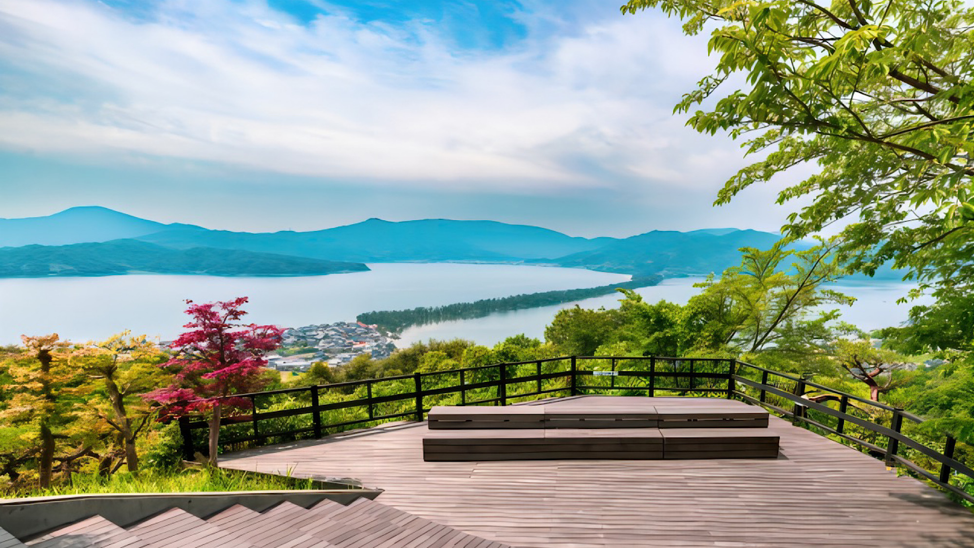 江戸時代に選定された日本の風景の三大名所　傘松公園展望台から眺める「天橋立」 