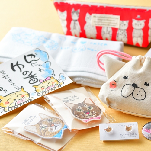 売店で猫グッズをお楽しみください。