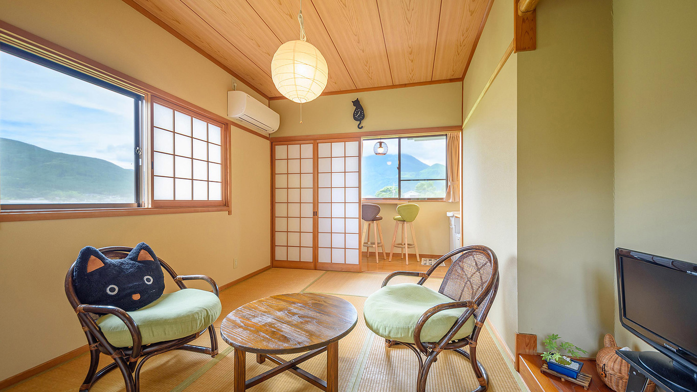 ・由布岳一望！角部屋☆和室６畳（トイレ洗面付）