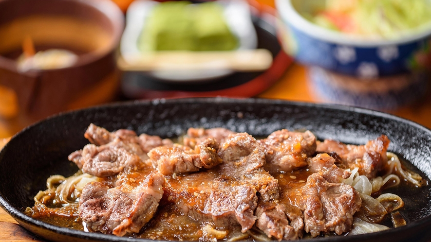 夕食：『焼肉定食』