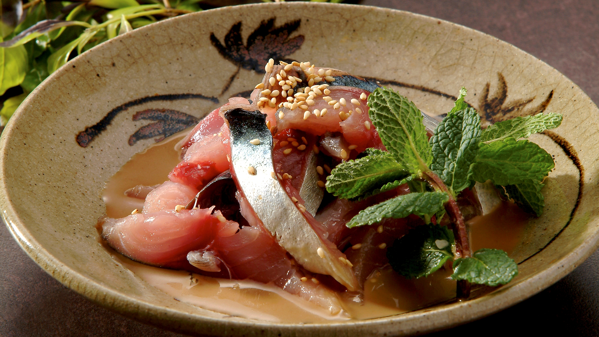 博多名物、鮮度抜群の「ごまさば」