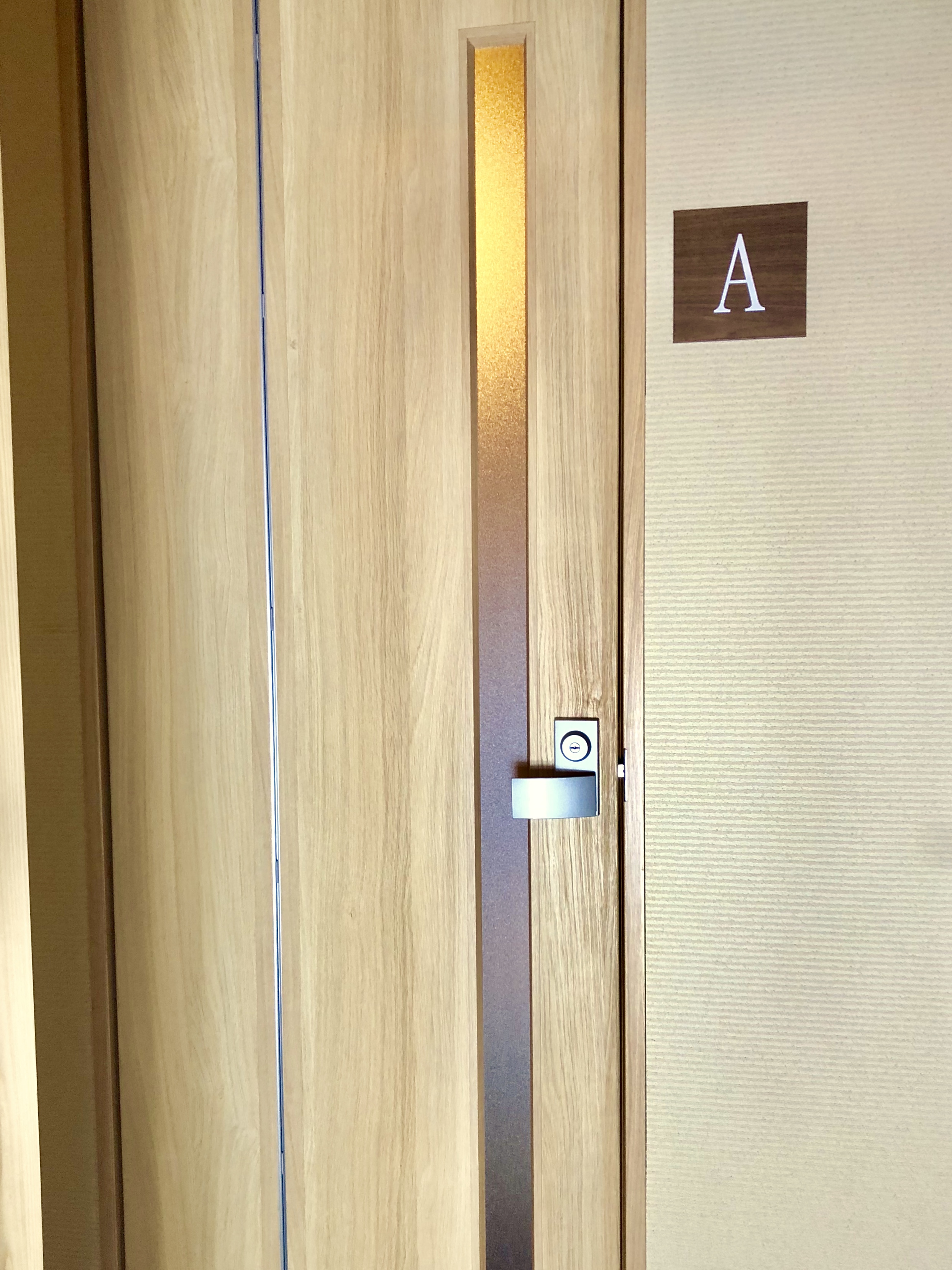 男女兼用ドミトリー　入口