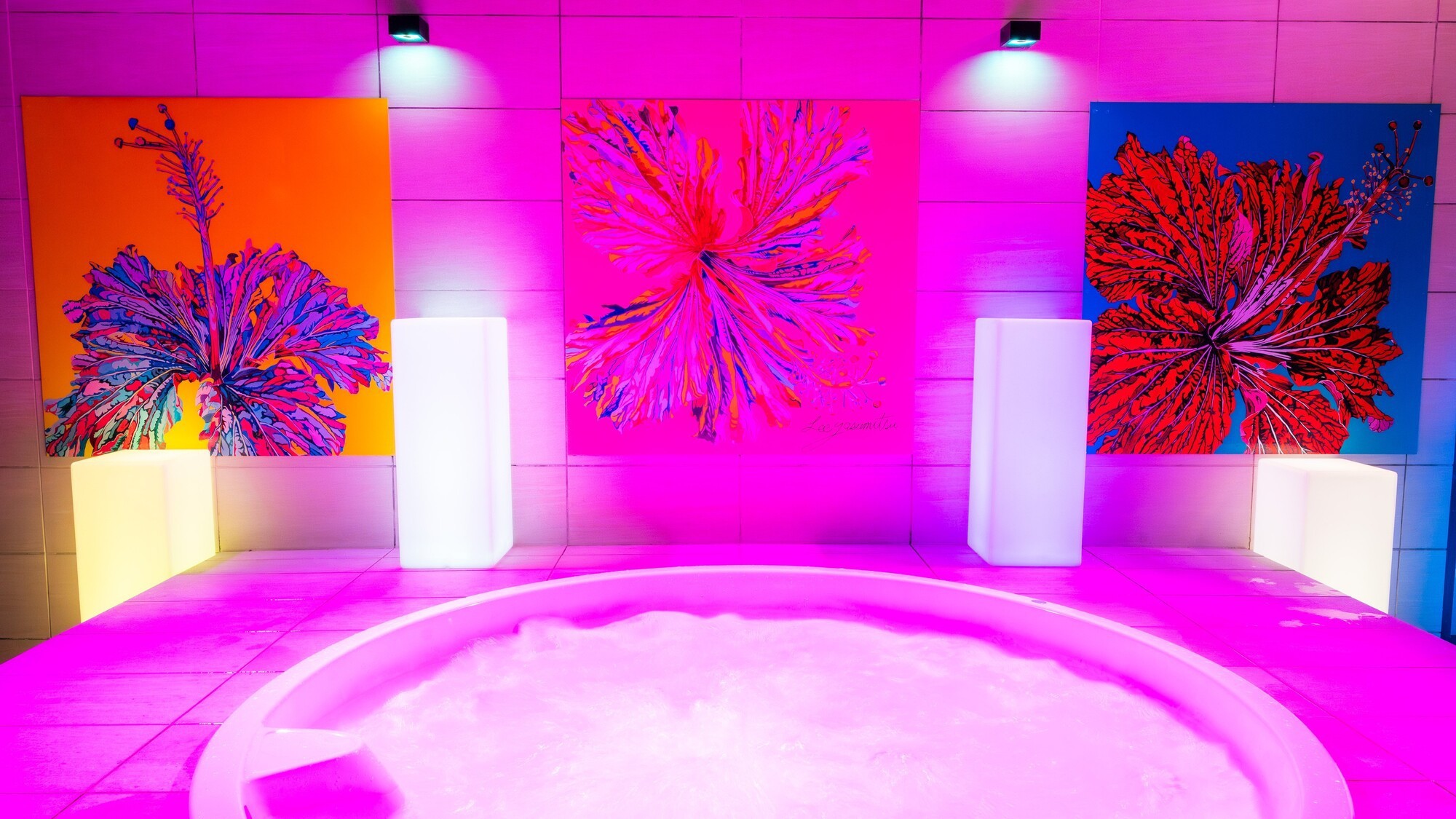 【ナイトプール入場特典付】映えナイトシースループール＆トロピカルドリンク1杯付！【2名〜】（素泊）