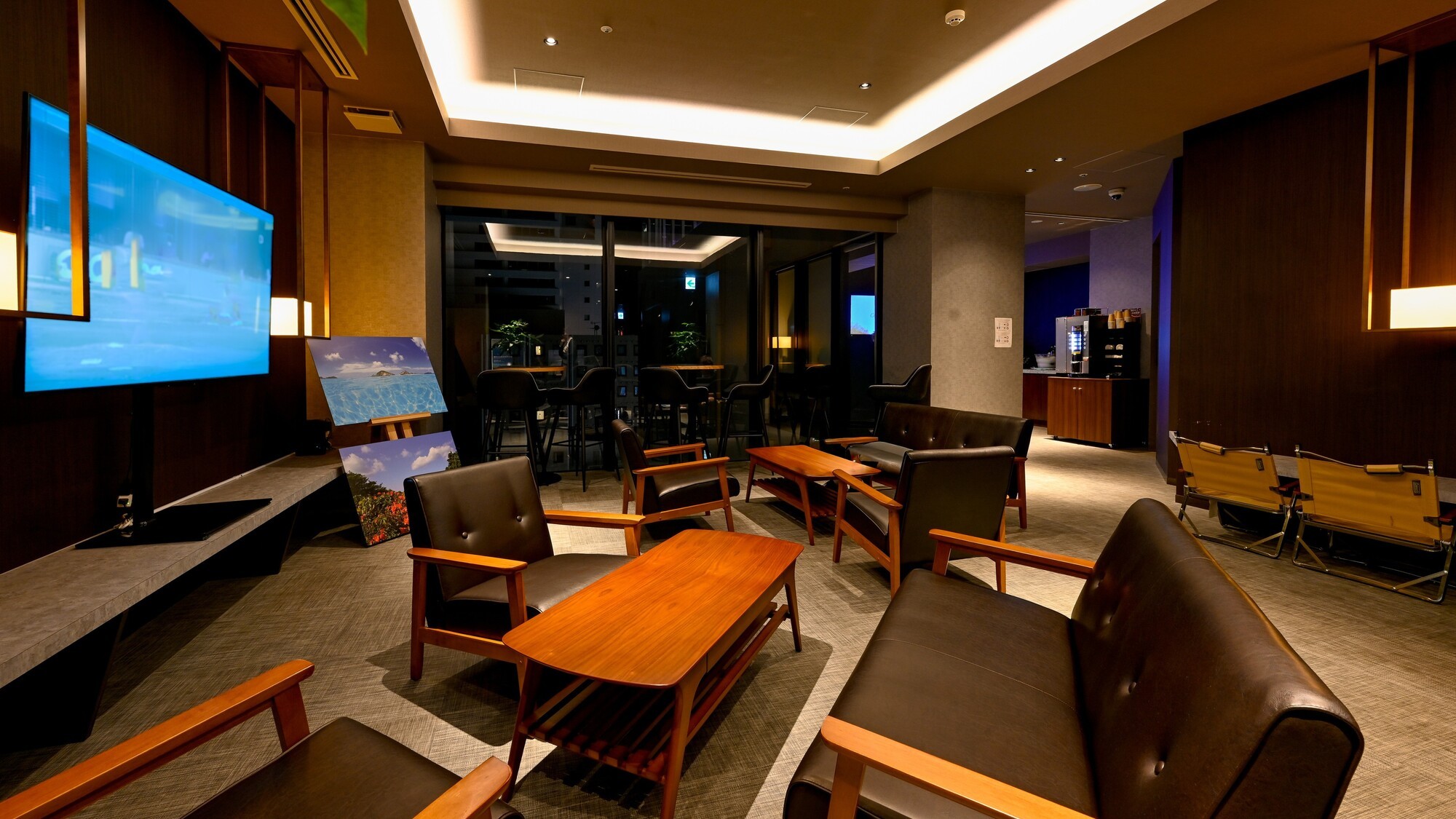 ご滞在中、いつでもご利用いただけるクラブラウンジ