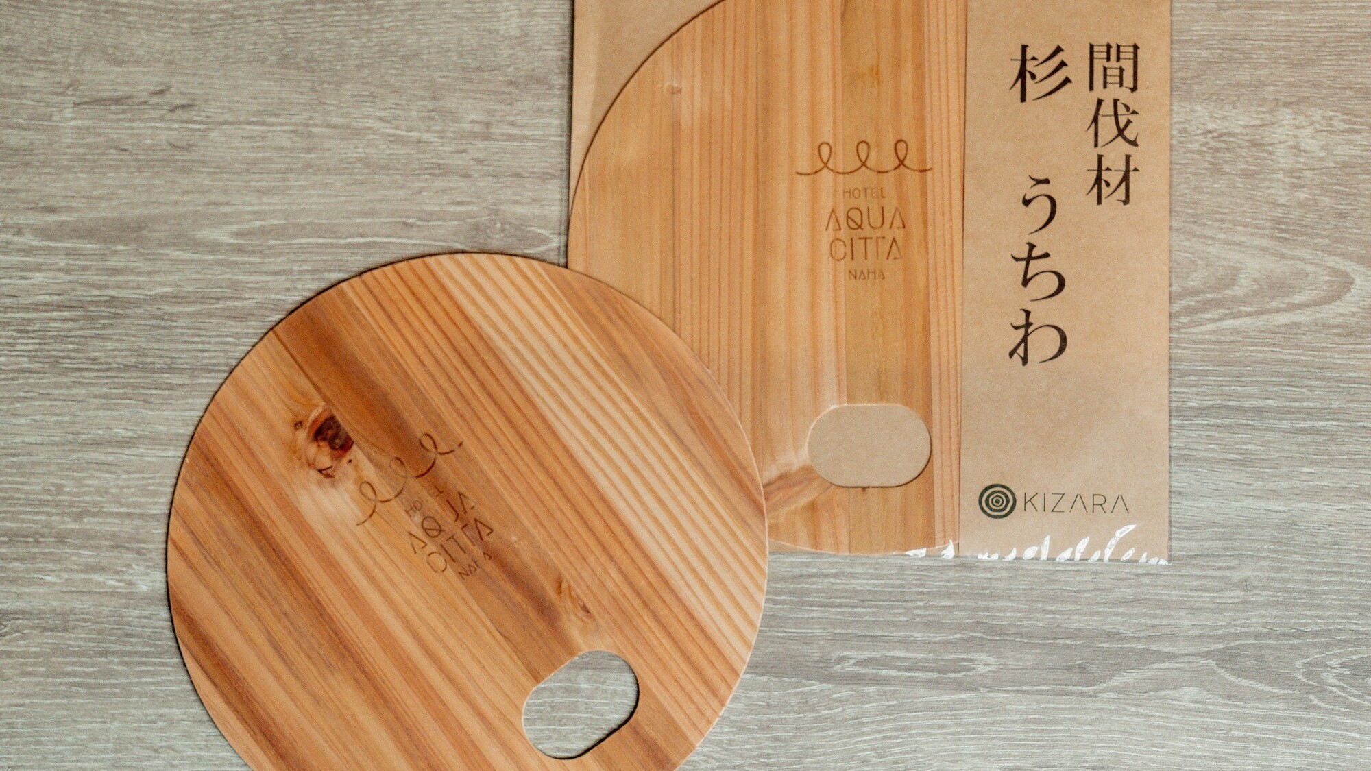 オリジナルデザインの杉うちわはいかがでしょうか