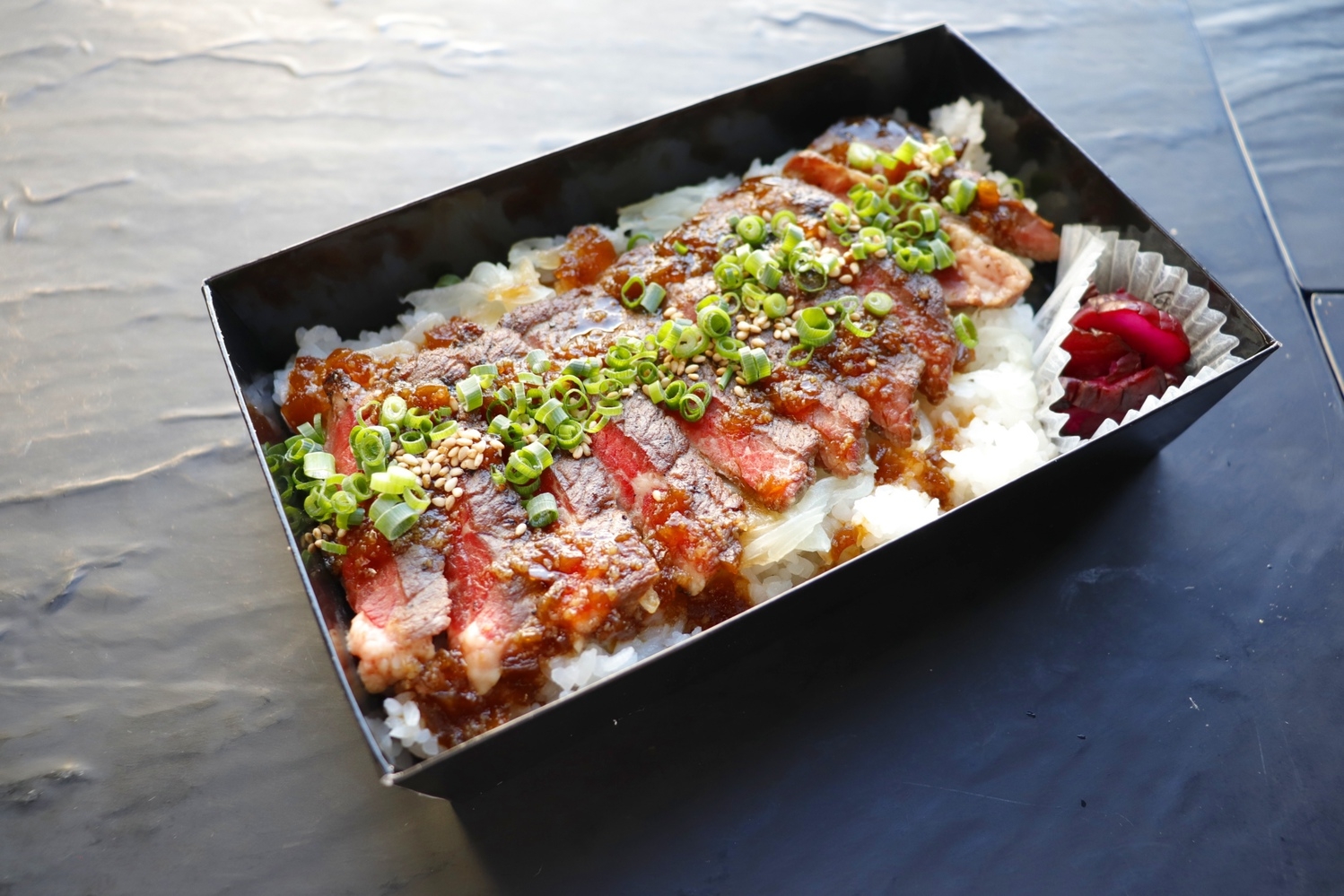 【ホテル特製お弁当付】《1泊2食》　駐車場無料プラン