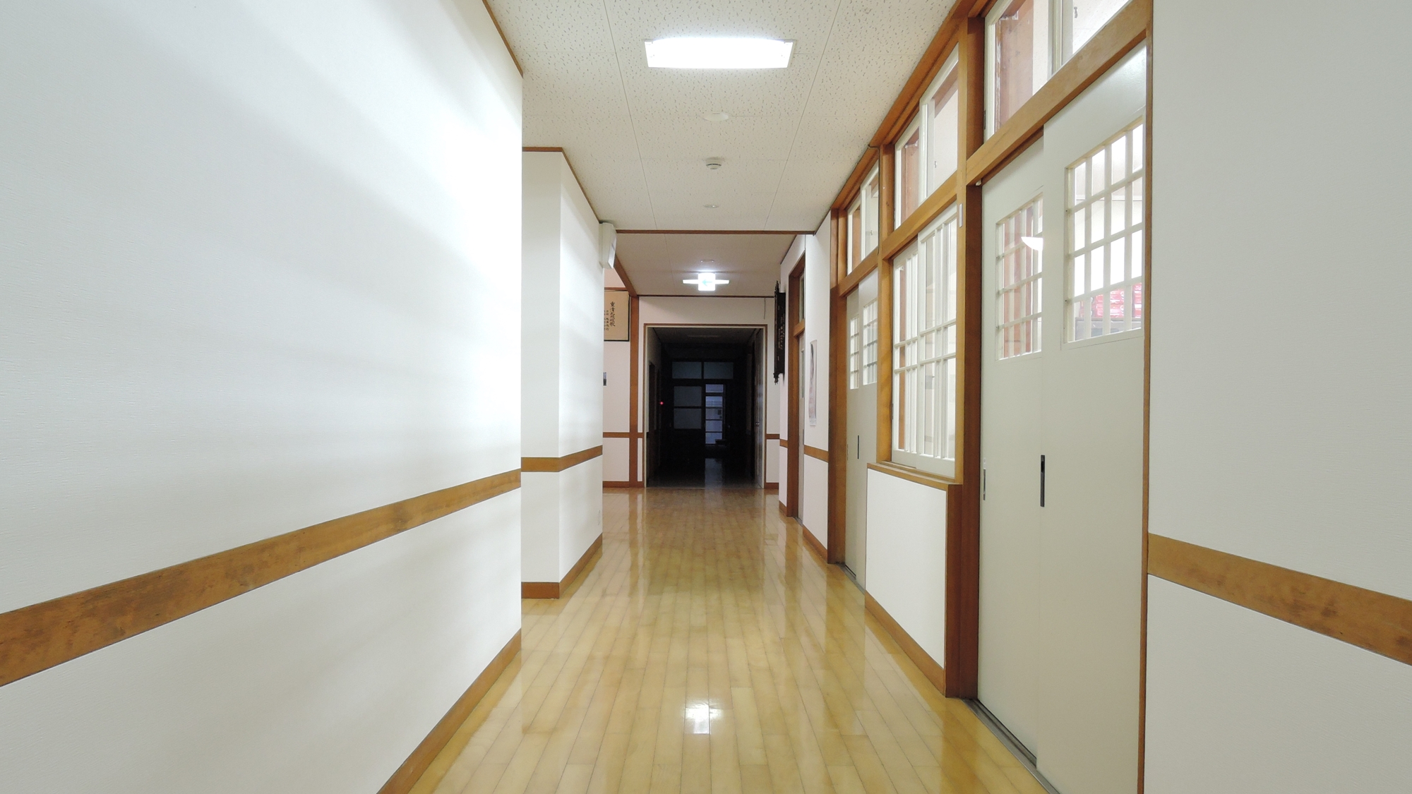 *【館内一例】廊下
