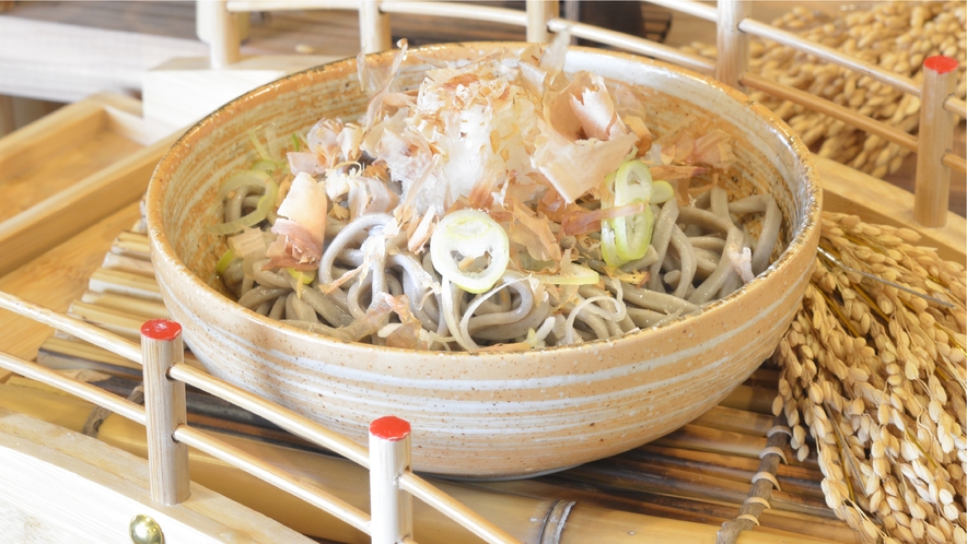 【朝食】越前蕎麦。日によってメニュー内容は異なります。