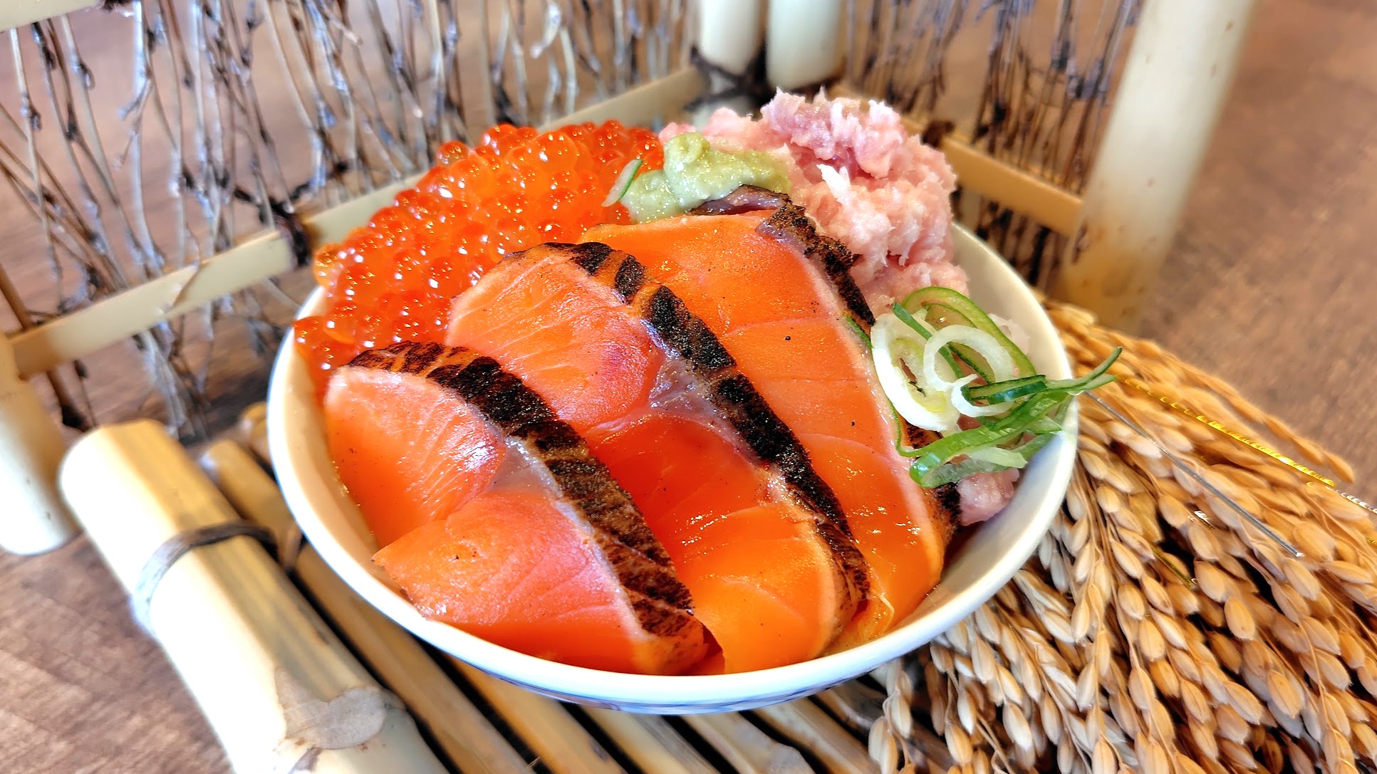 【朝食】海鮮丼を作ろう。日によってメニュー内容は異なります。