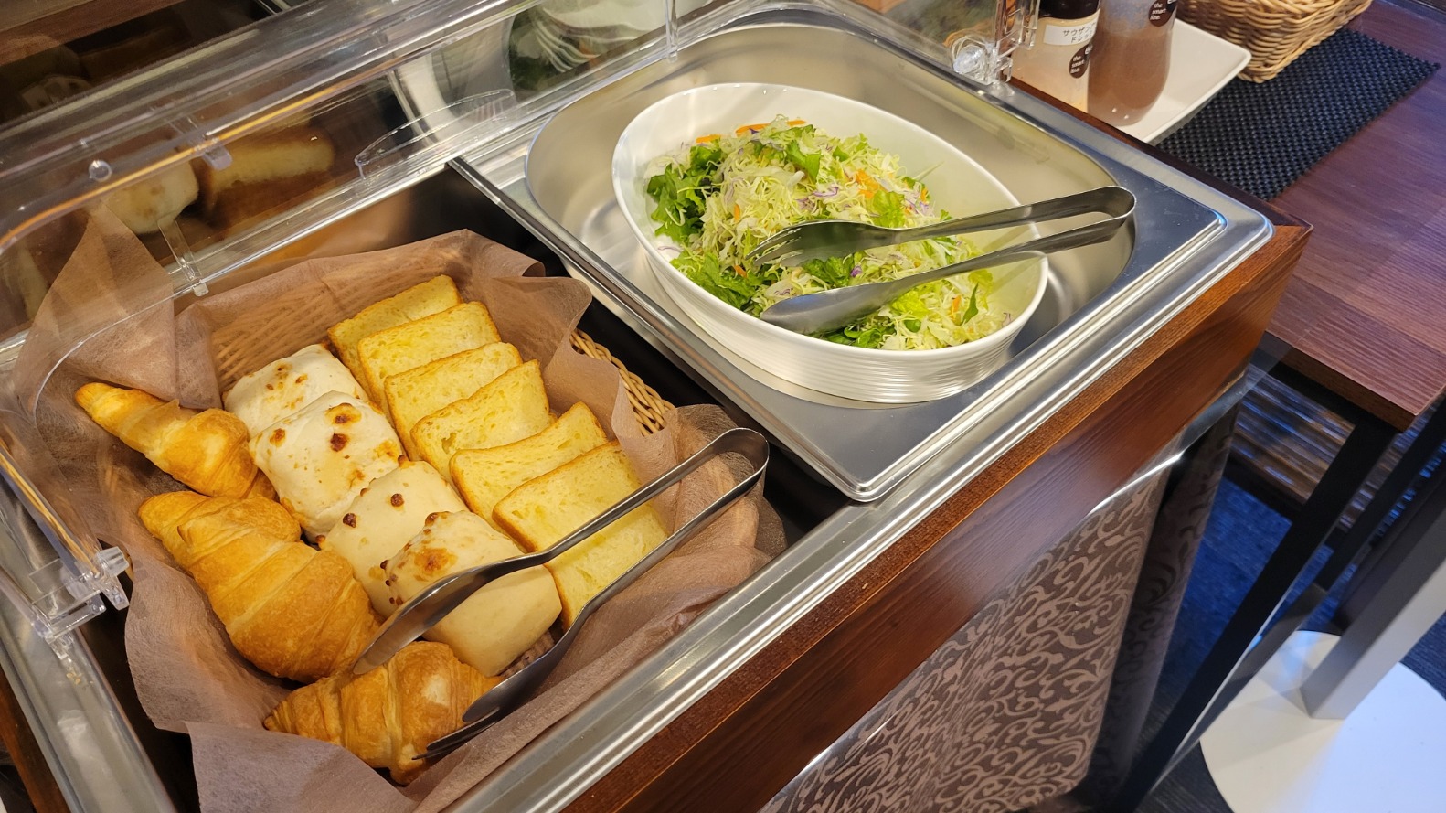 【軽朝食サービス】