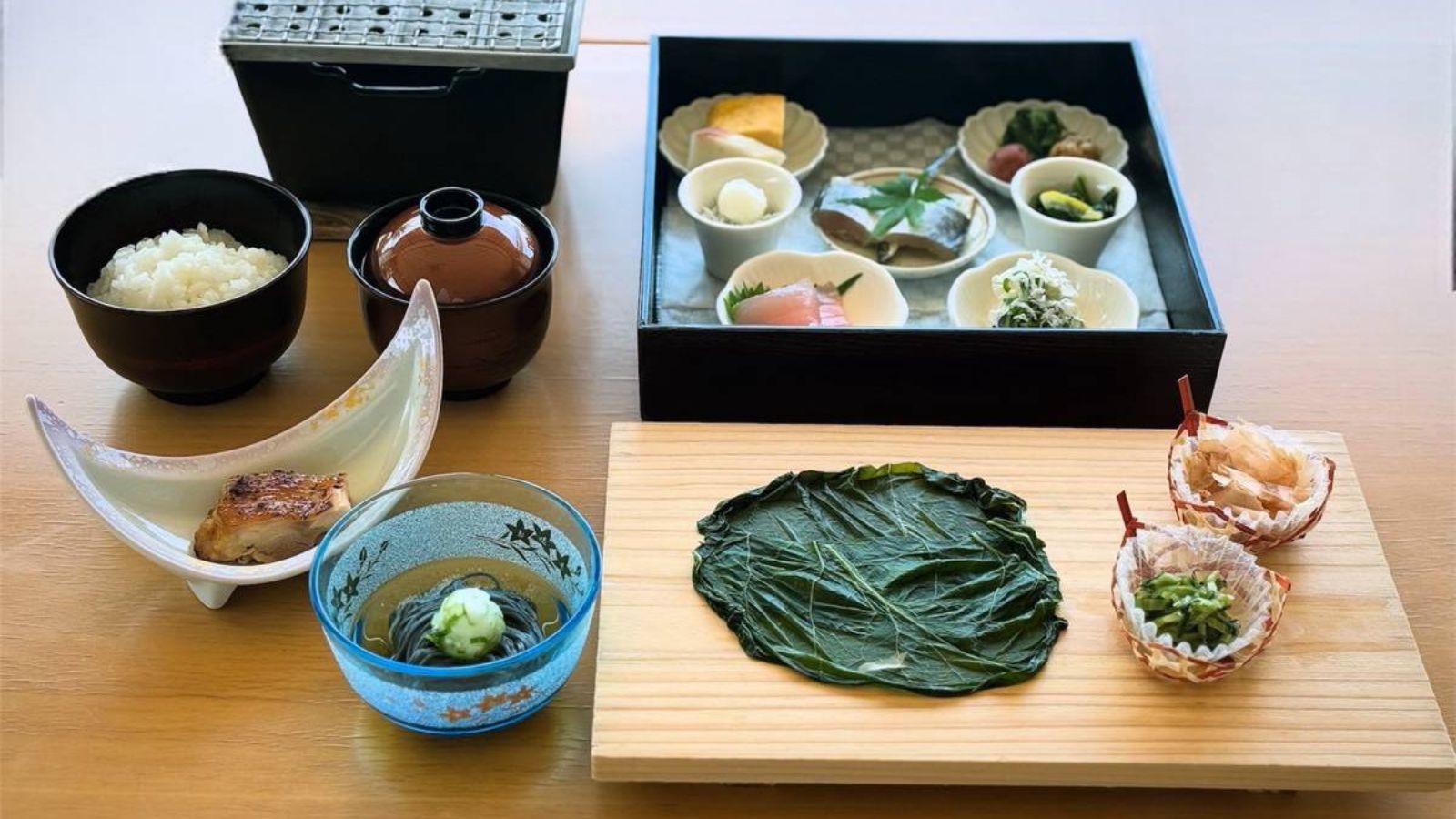 【朝食のみ】四季折々の那智勝浦名産の炙り干物と地産地消の和朝食を満喫！チェックイン22時可