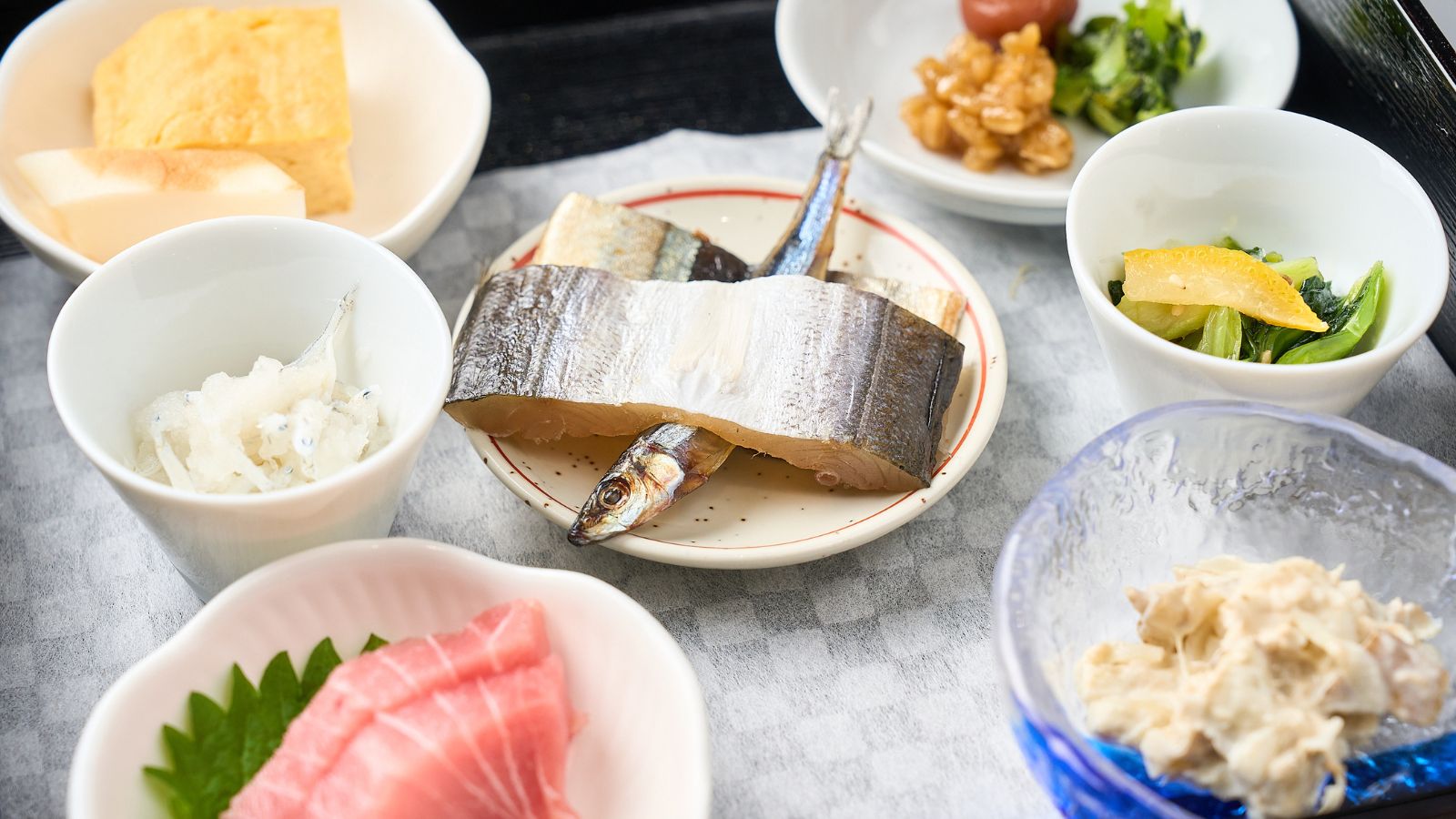 【朝食】勝浦の恵みを味わう、焼き魚中心の和朝食膳