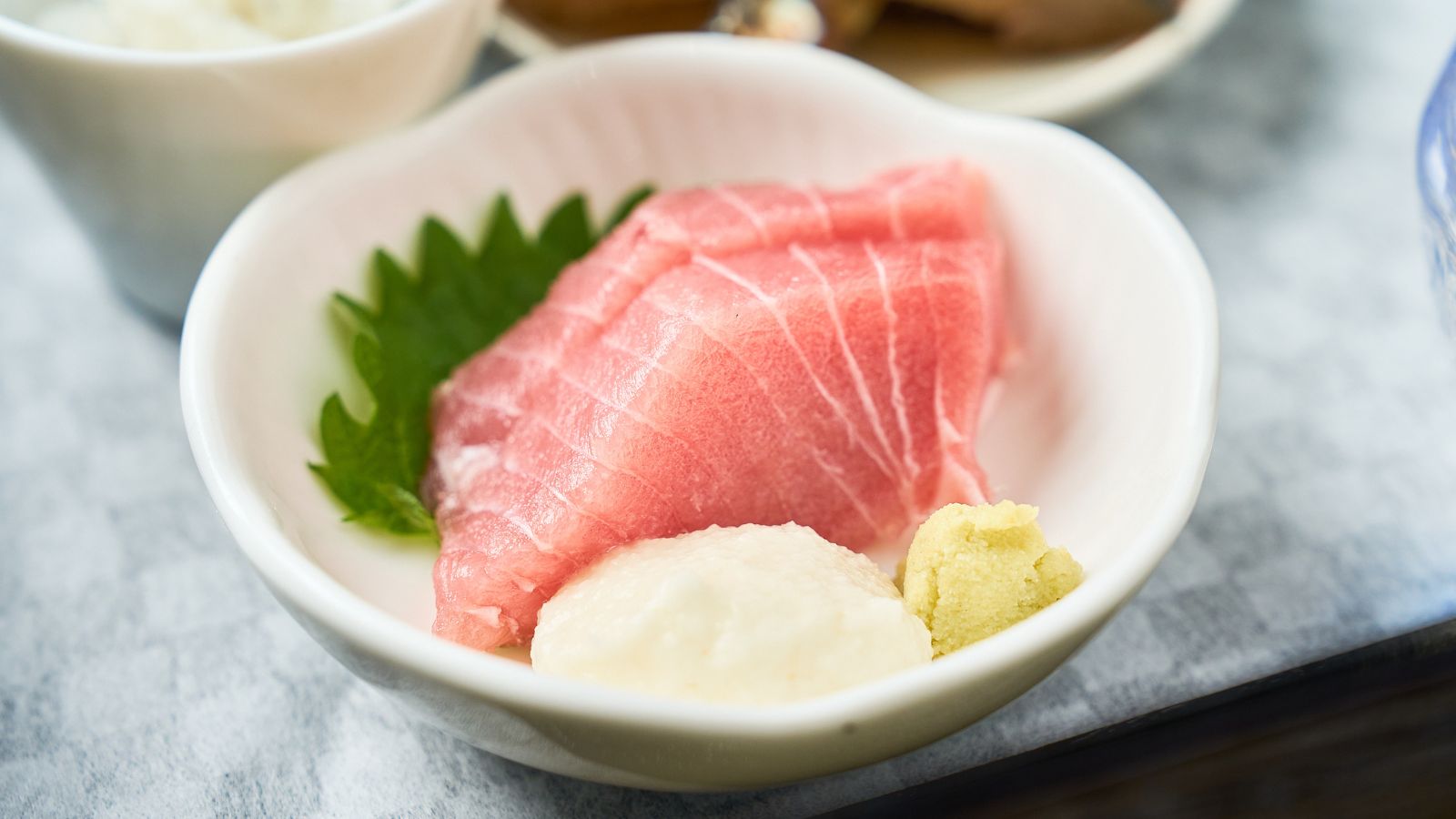 【朝食】新鮮な味わいを楽しむ、お造りの一品