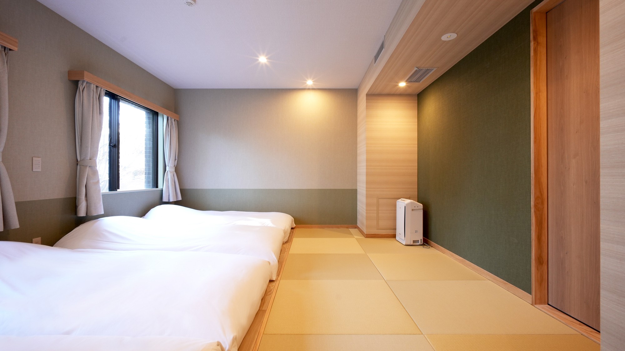 デラックスルーム