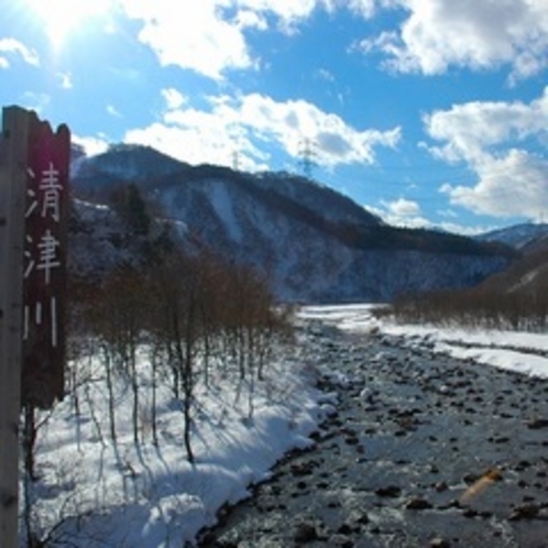 冬の清津川