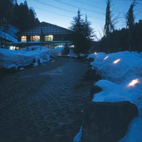 冬の夜…キャンドルの明かりと貝掛温泉