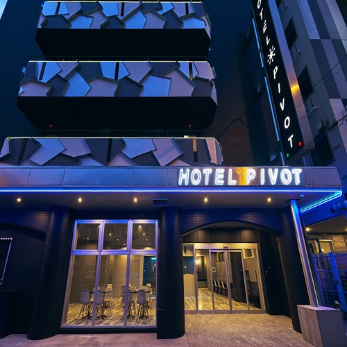 HOTEL PIVOT