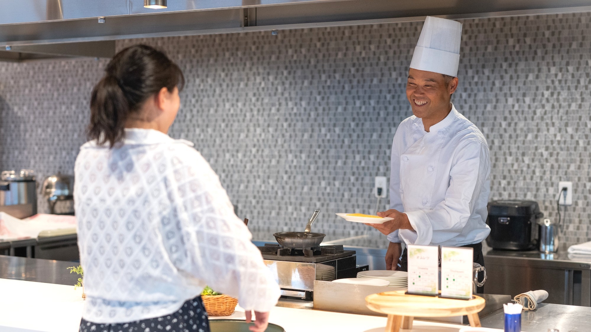朝食はシェフ自信作♪ライブキッチンでふわとろの出来たてオムレツを【１泊朝食付】