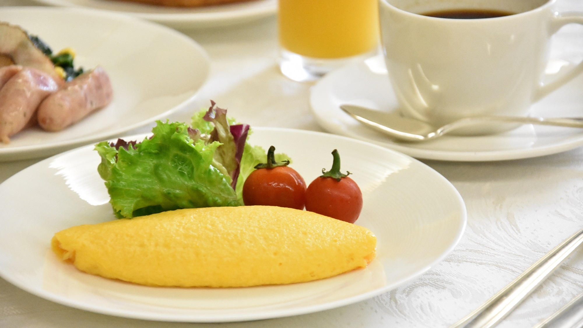 【温泉SALE】朝食はシェフ自信作♪ライブキッチンでふわとろの出来たてオムレツを【１泊朝食付】