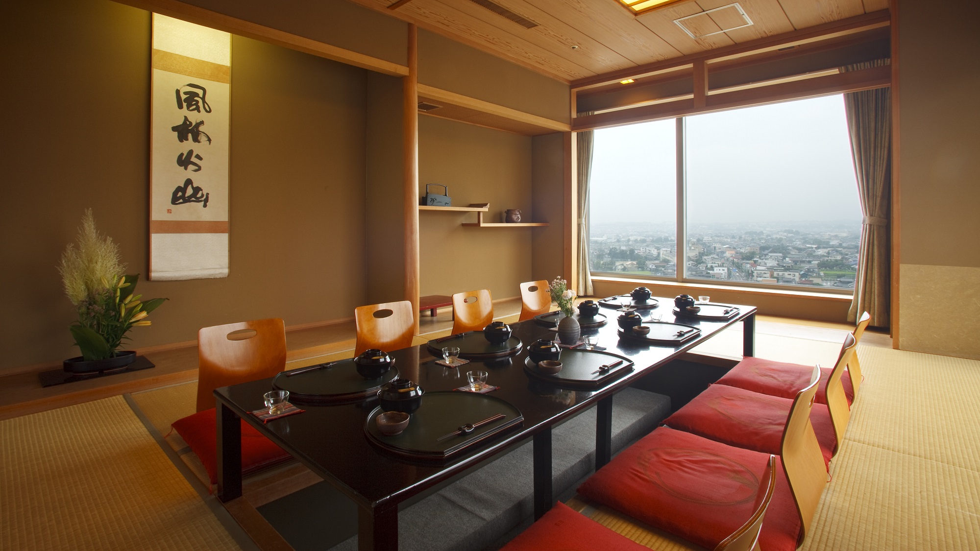 １３階 ◆日本料理レストラン 雲居  ◆個室(お座敷)
