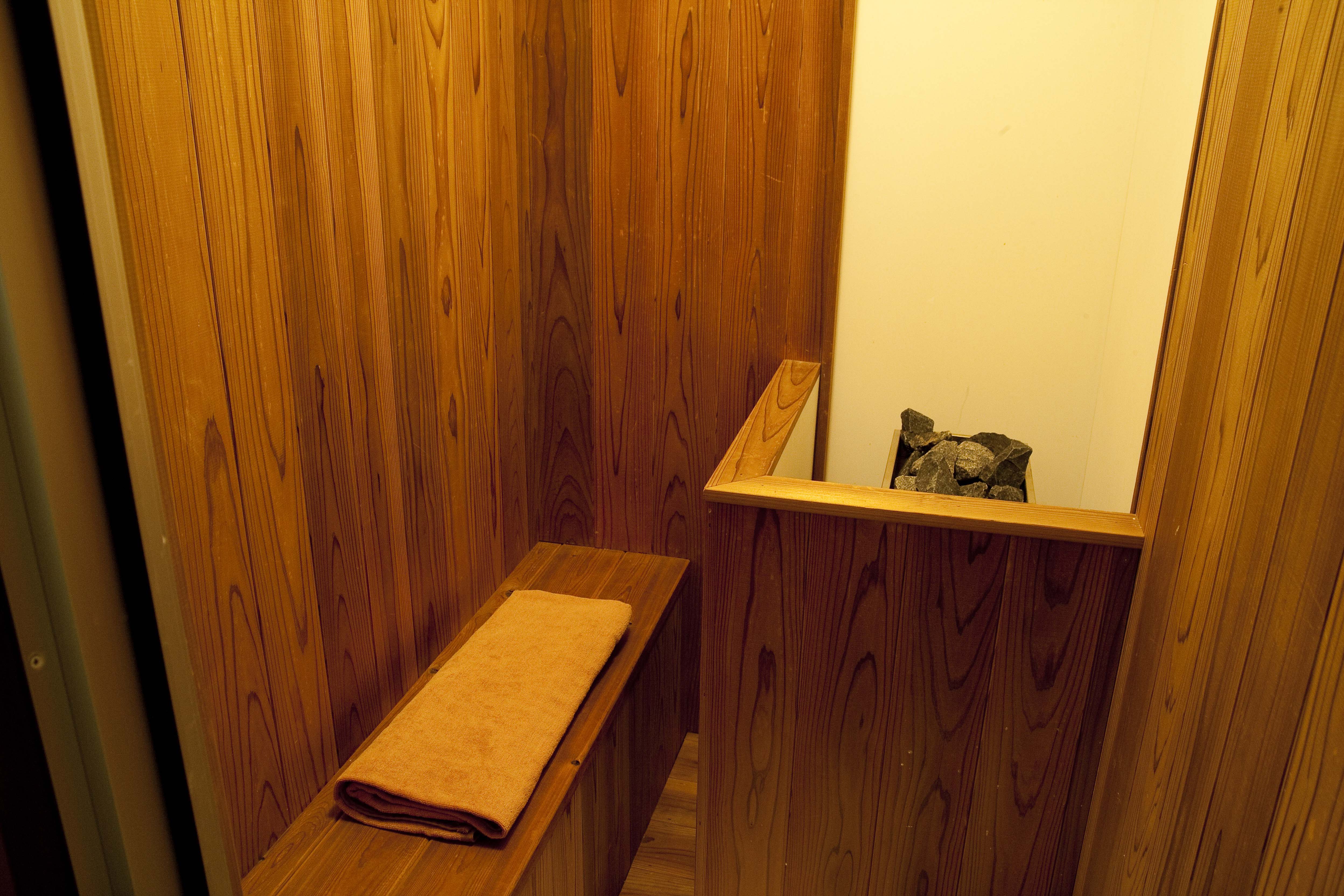 乾式サウナルーム