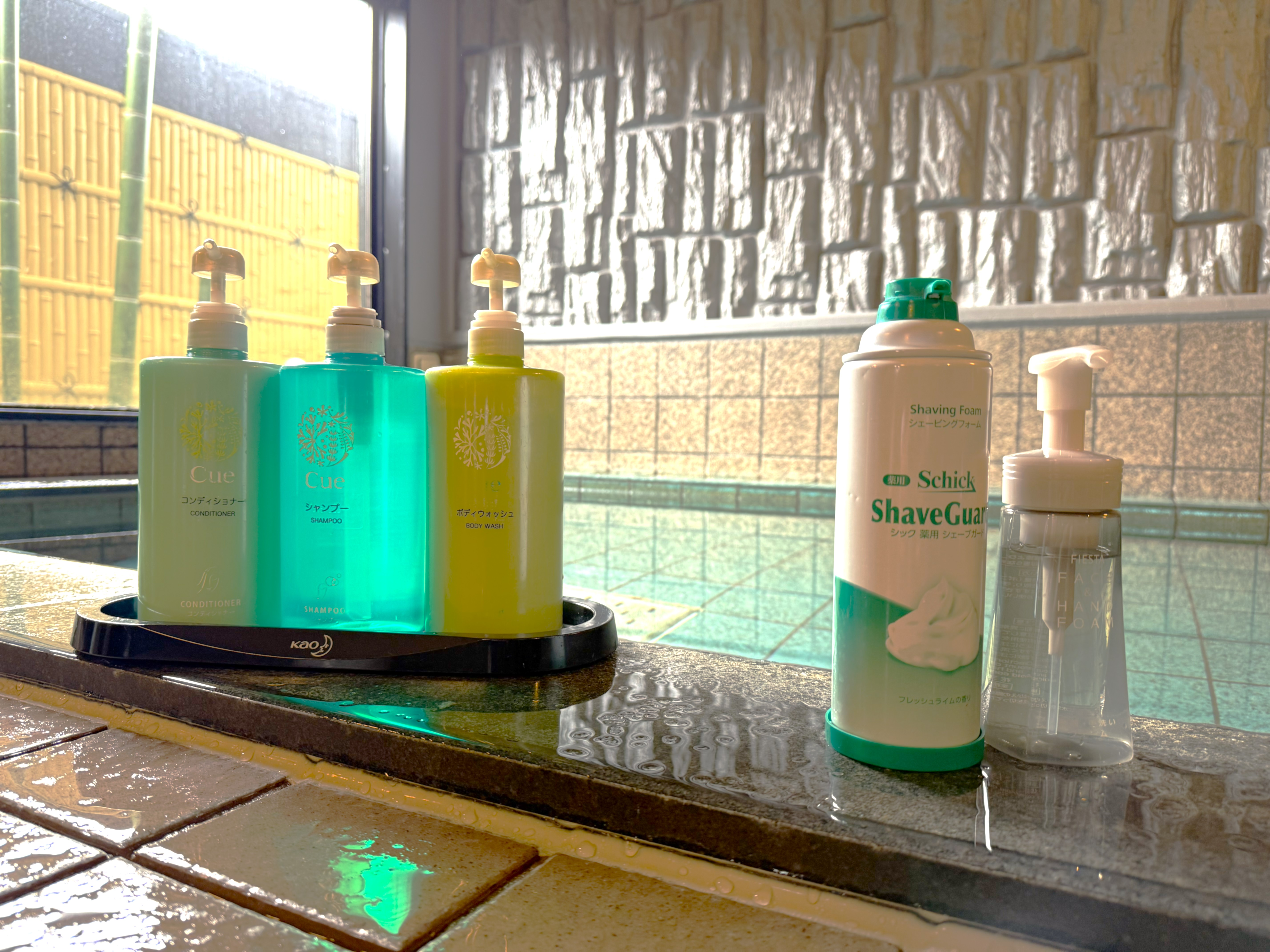 男性大浴場　シャンプー類