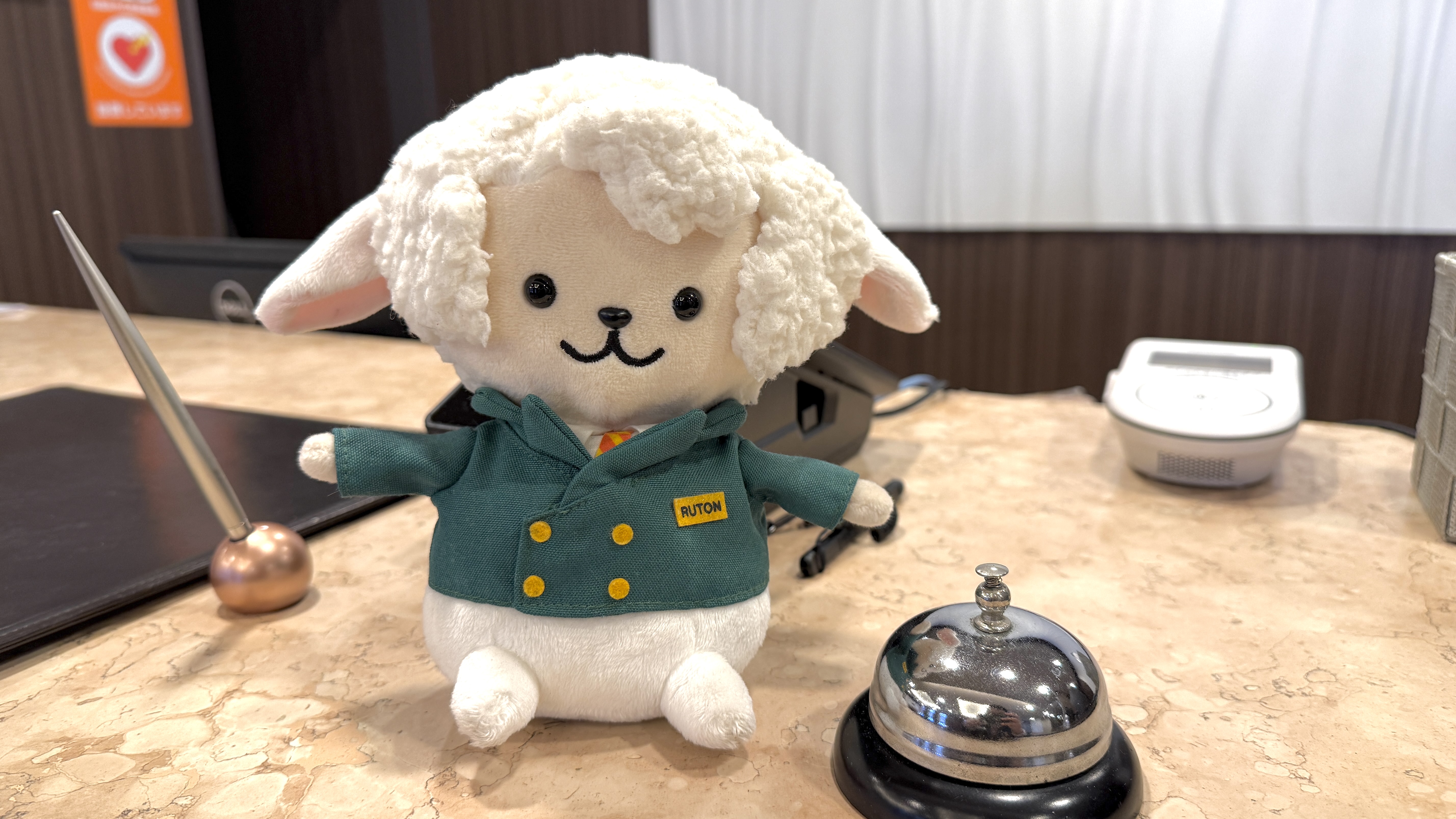 ルートインキャラクター　ルートン