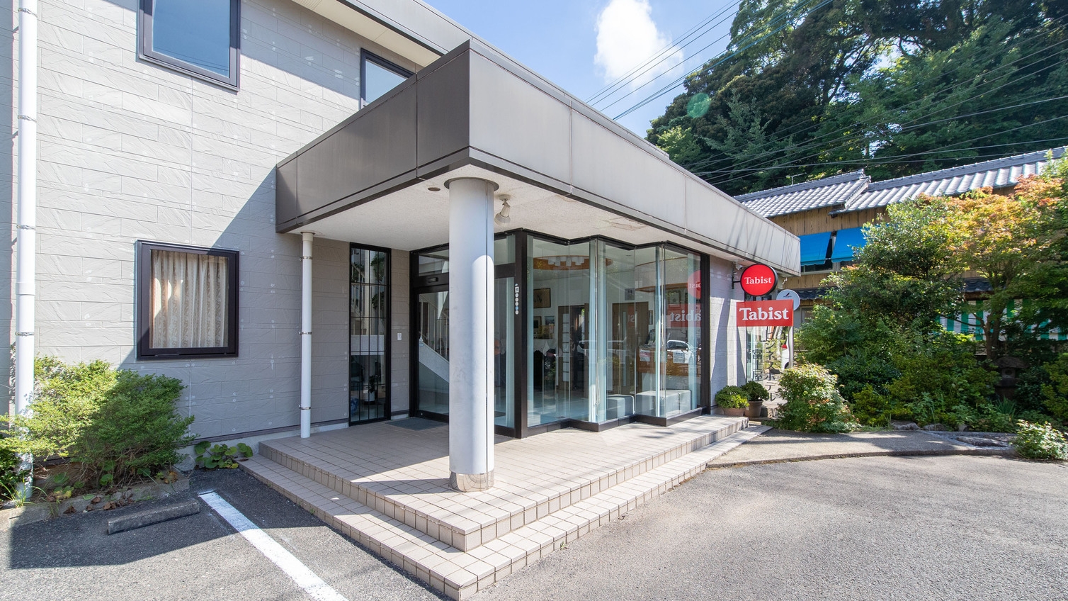 【駐車場無料】【素泊】禁煙ファミリー和室３名〜４名松浦鉄道 江迎鹿町駅より徒歩5分！無料WIFI完備