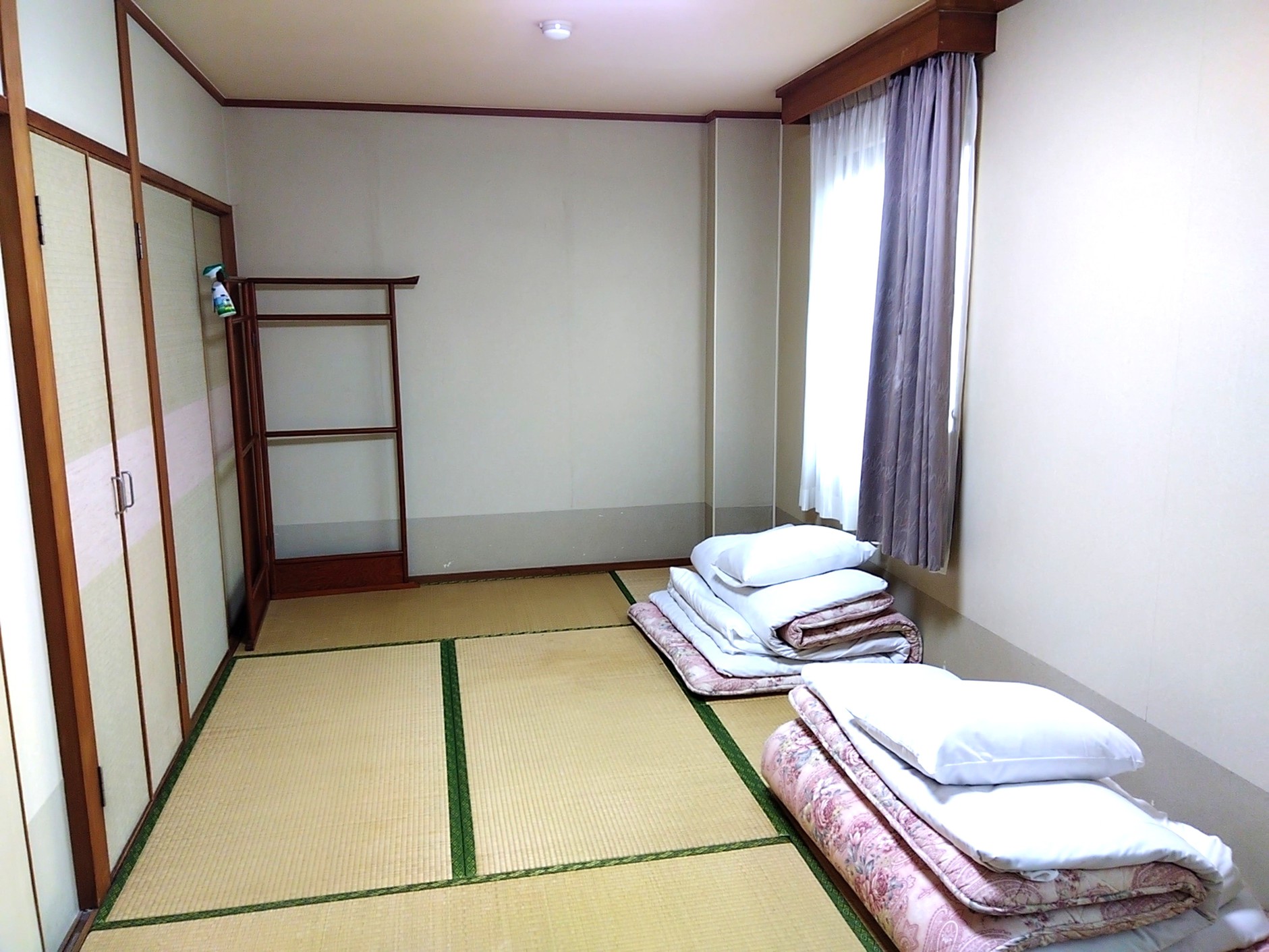 和室9畳〇足を伸ばして　ゆったりとお寛ぎ下さいませ