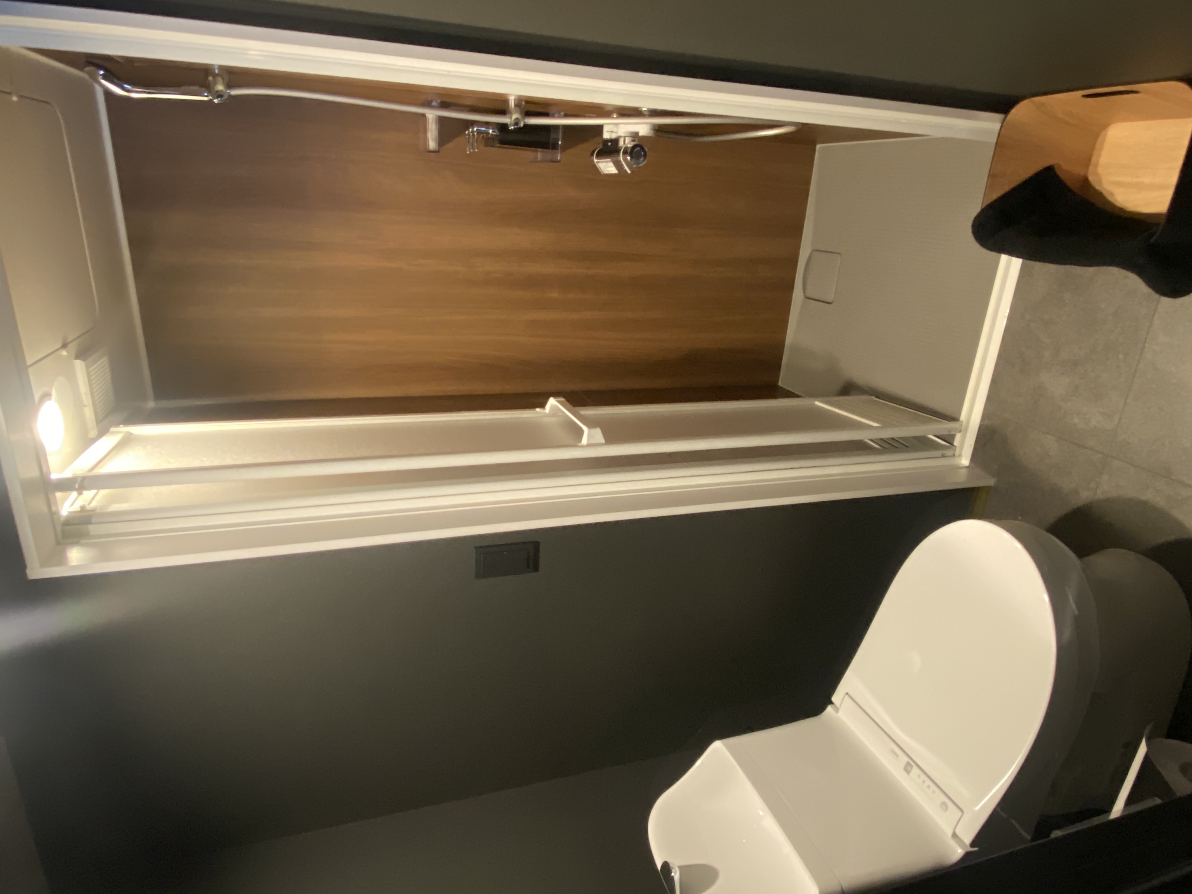 和室　シャワー室