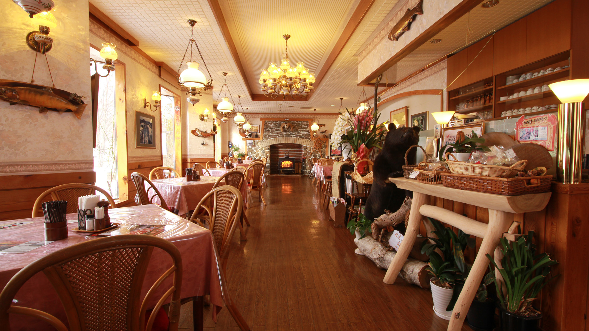 レストランメープル 雰囲気