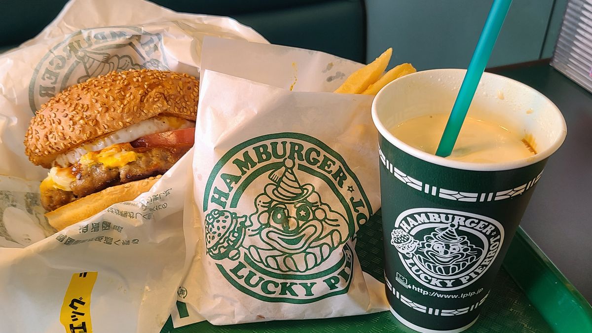 食事例（ラッキーピエロハンバーガー）