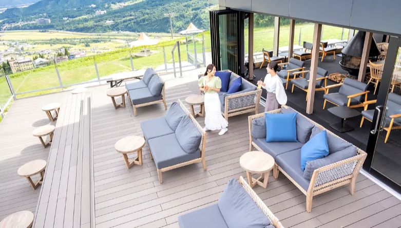 【石打丸山サンライズエクスプレス乗車券付き】展望テラスから眺める魚沼平野の絶景＜夕朝食付＞