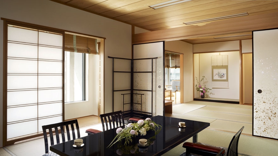 Japanese Suite - living and dining