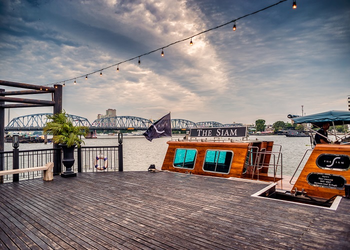 シャトルボート