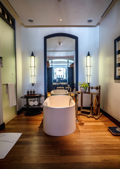 メーナム　スイート